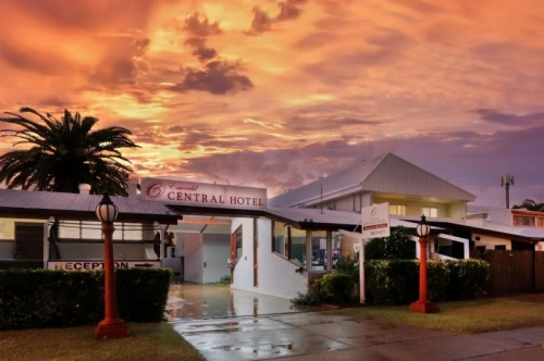 Emerald Central Hotel