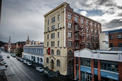 Launceston Central Apartment Hotel
