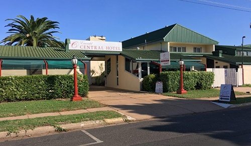 Emerald Central Hotel